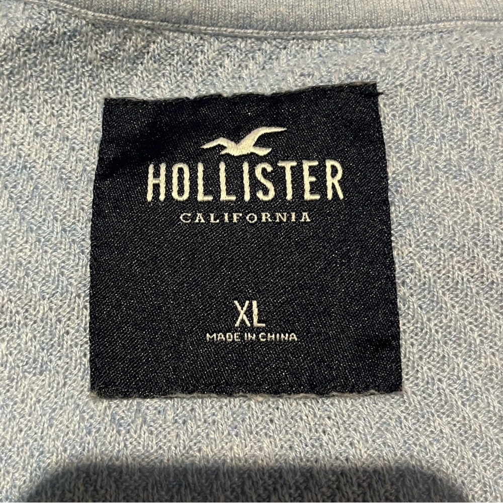 XL blue hollister polo - Picture 2 of 2